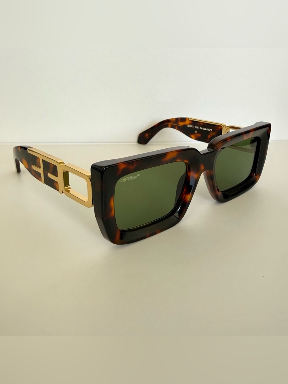 NEW!!! Off-White unisex sunglasses OERI073 6055 Authentic